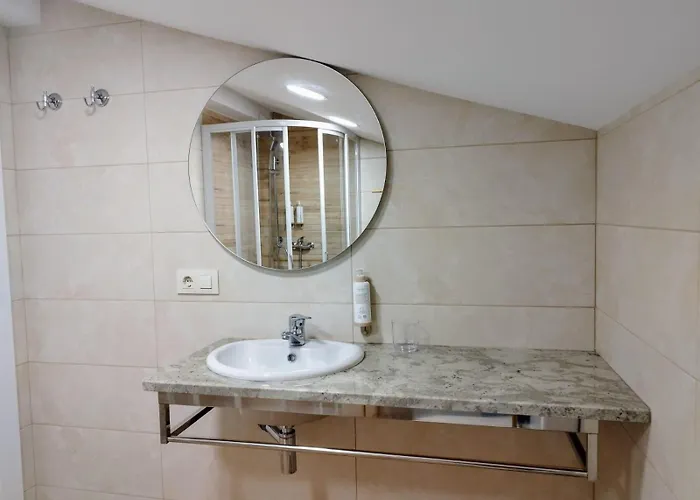 Arans Apartmanhotel La Cañiza